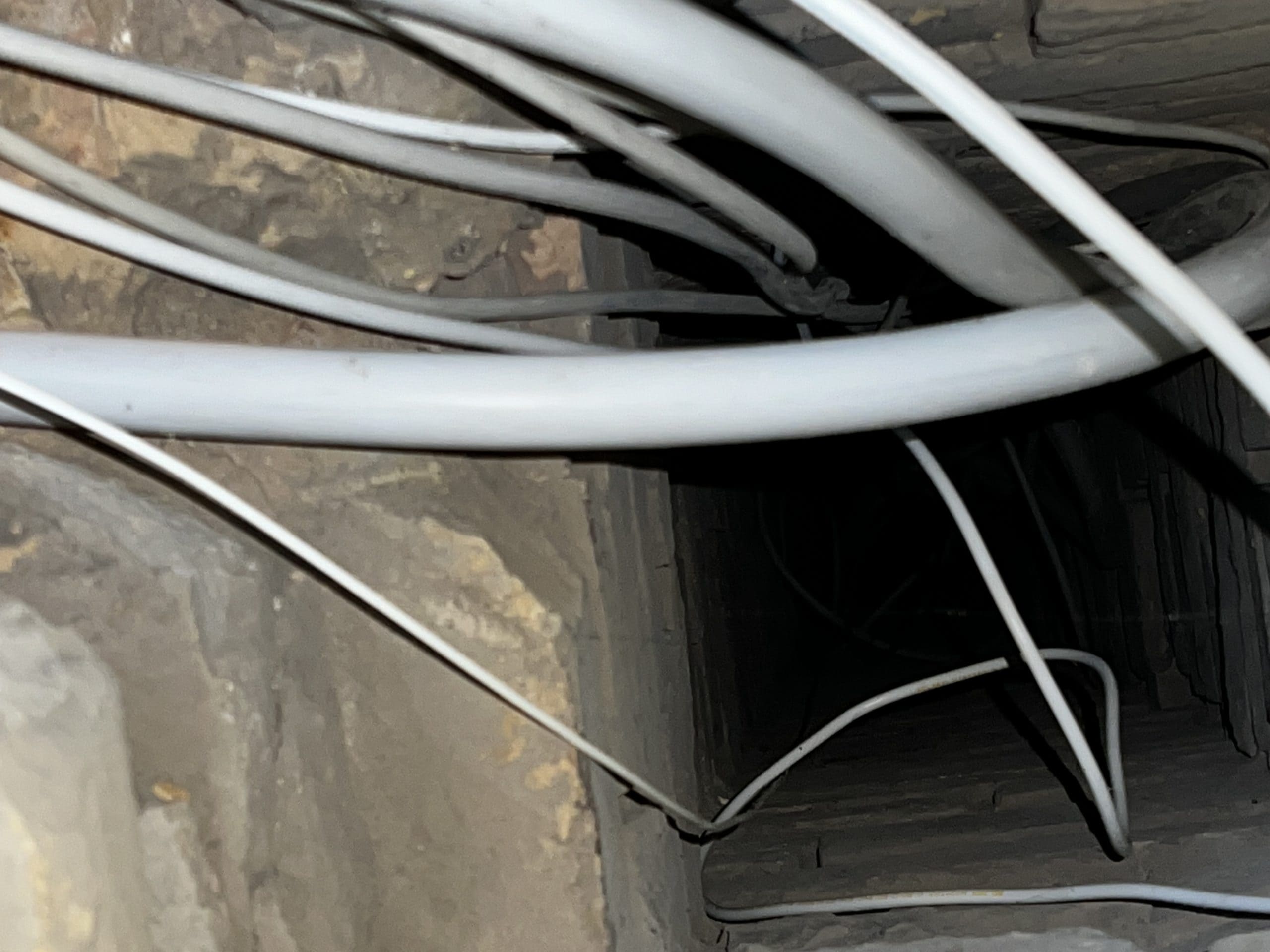 Neue Elektrik Verlegen